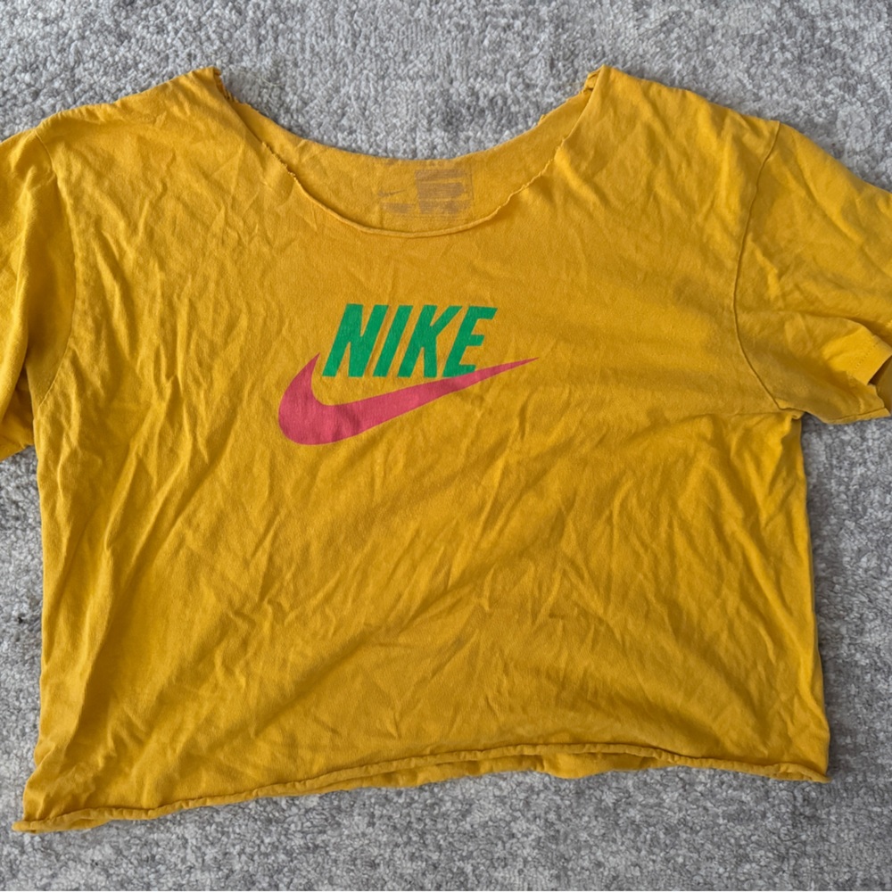 Distressed Crop Nike Tshirt